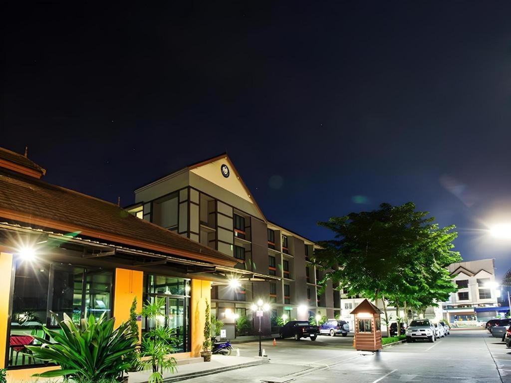 B2 Chiang Rai Boutique & Budget Екстериор снимка